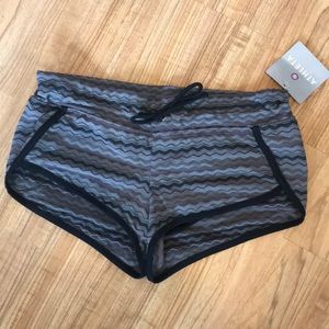 NWT Athleta Kata Black Ripple Swim Shorts S